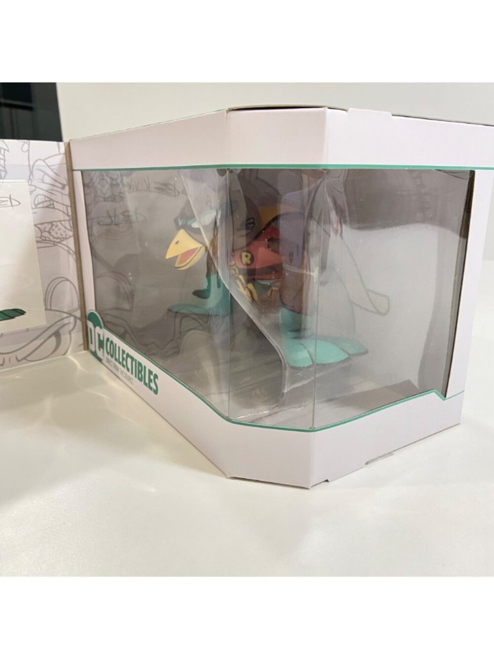 DC Collectibles Robin Joe Ledbetter Vinyl Figure In Original Box - Picture 4 of 16